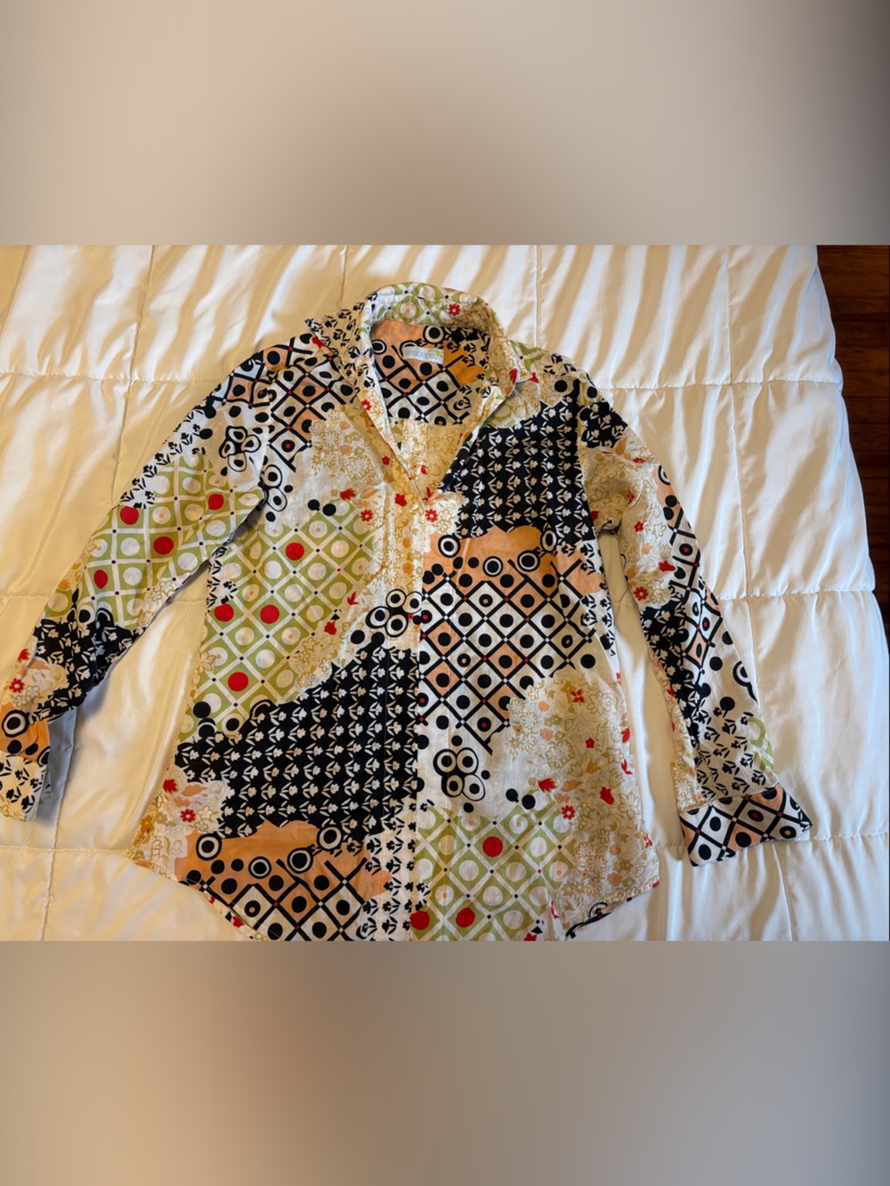 Womens Geometric Patchwork Button-Down Blouse in Black, Cream, Tan & Green